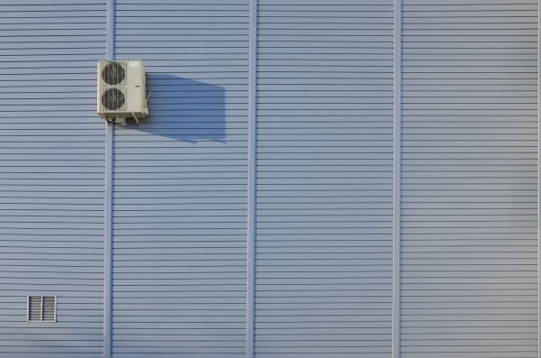 Cost of Flat Metal Siding Installation in South Zanesville